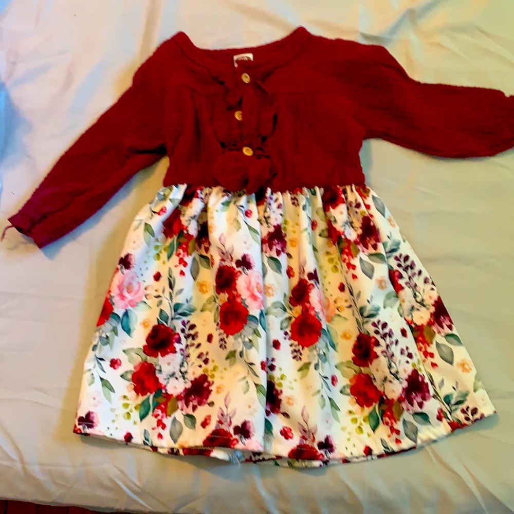 Girls size 90 dress